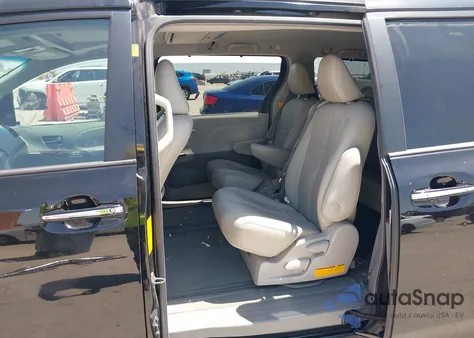 2011 Toyota Sienna Xle V6 из США, поврежденный, VIN 5TDYK3DC1BS124183